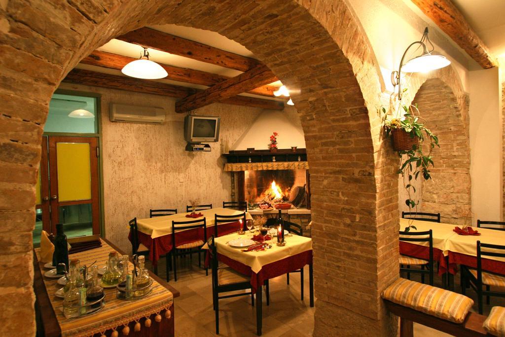 Kastel Kastelir Bed & Breakfast Ngoại thất bức ảnh
