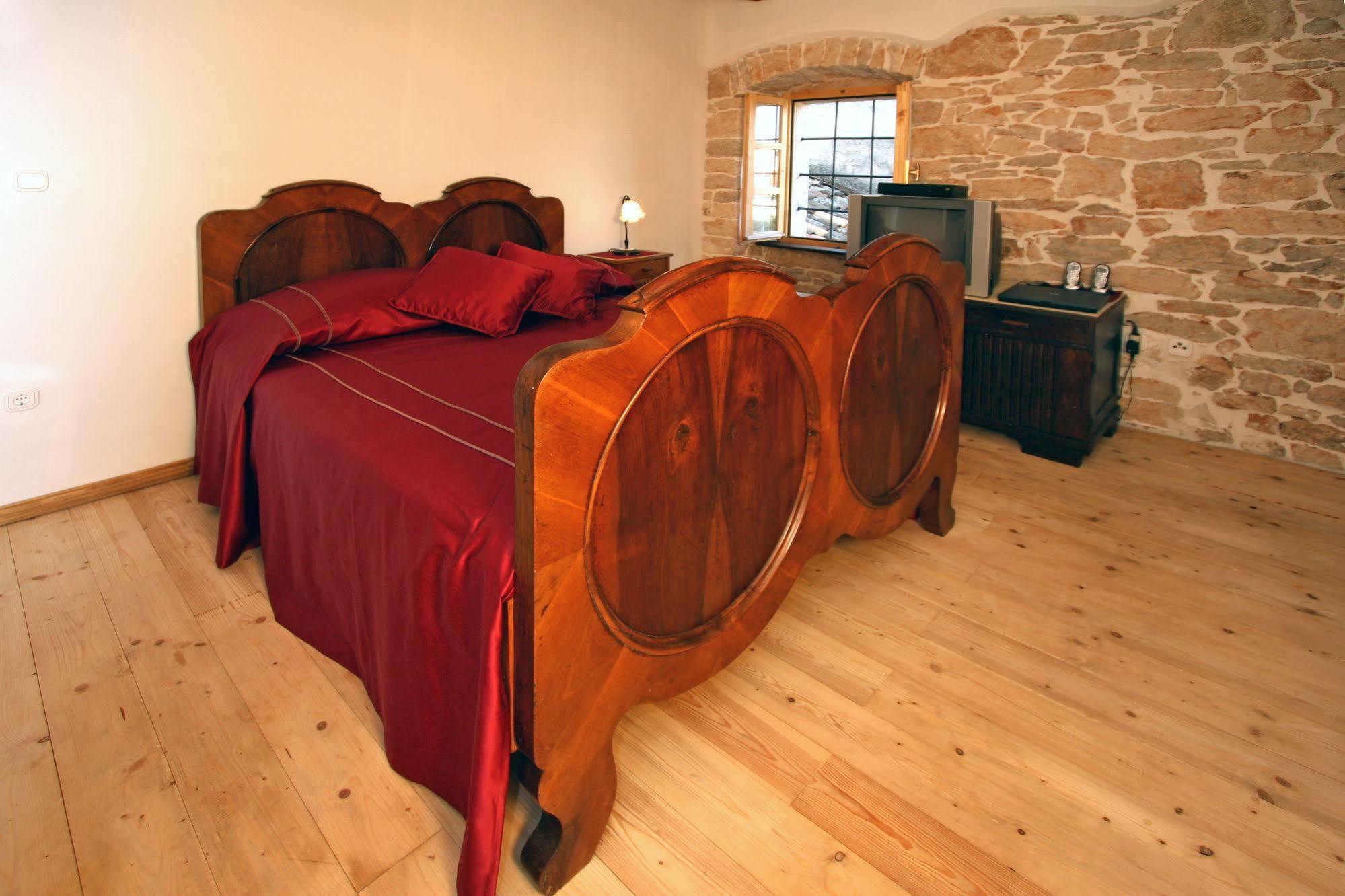 Kastel Kastelir Bed & Breakfast Ngoại thất bức ảnh