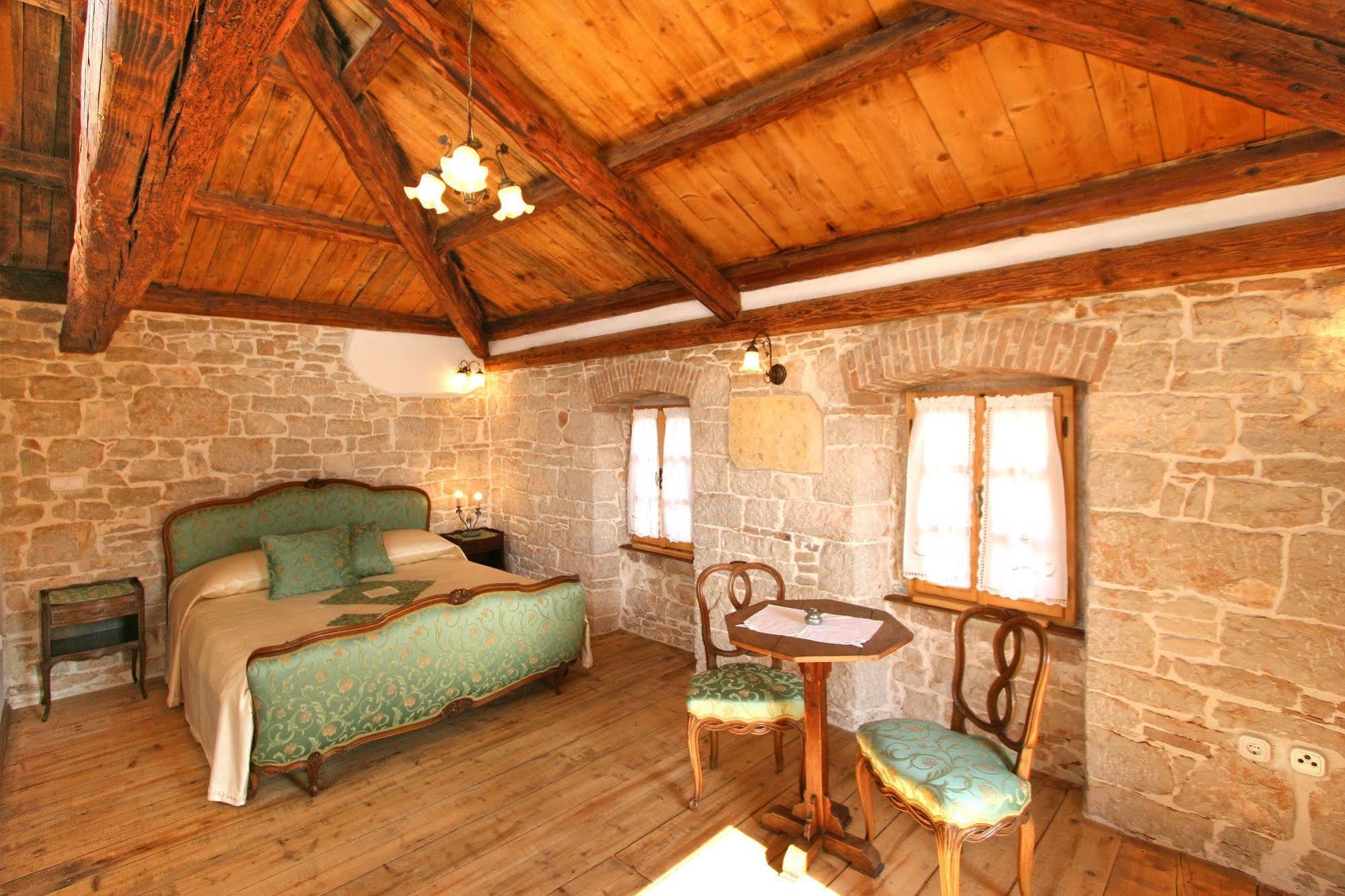 Kastel Kastelir Bed & Breakfast Ngoại thất bức ảnh