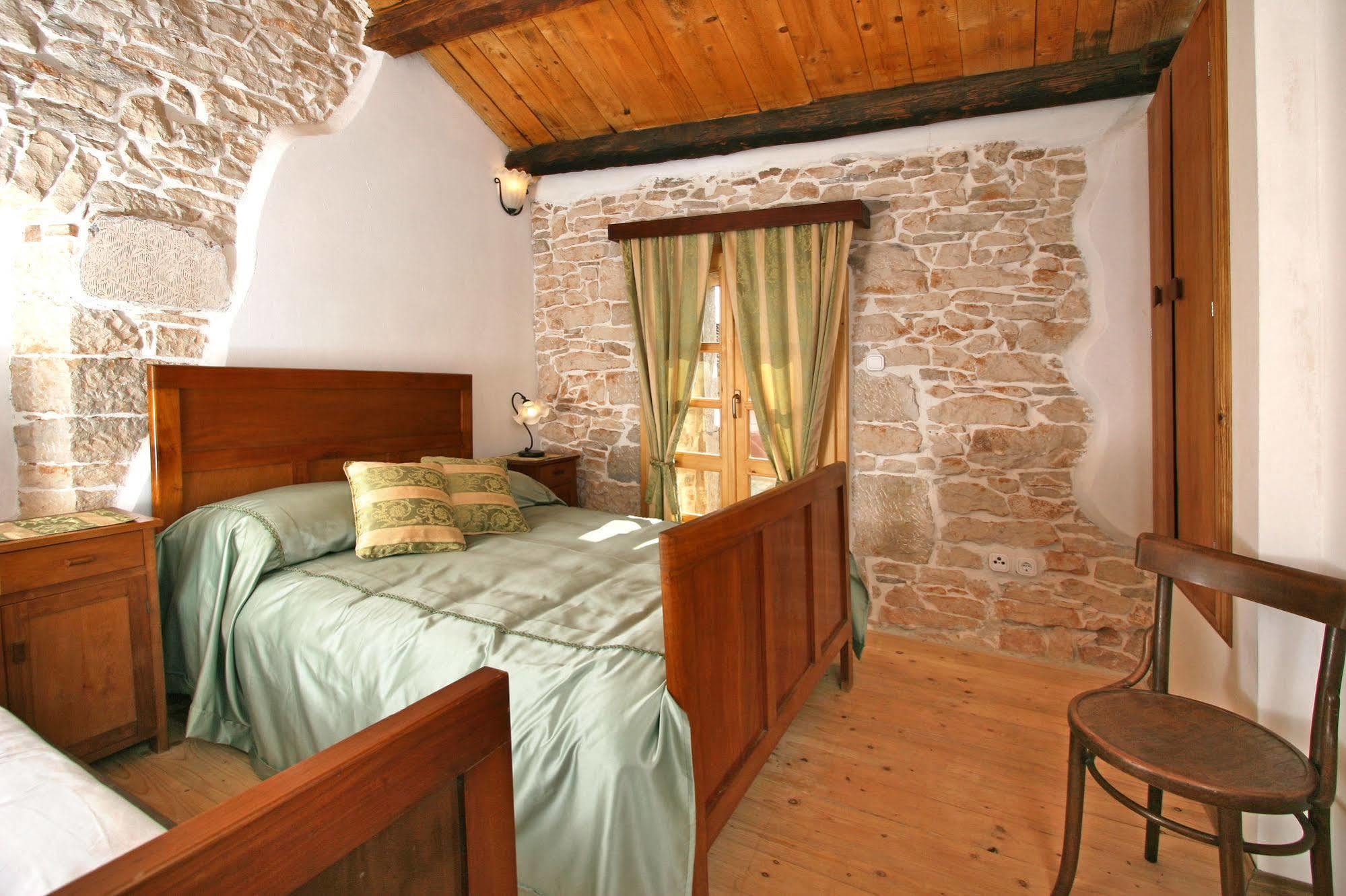 Kastel Kastelir Bed & Breakfast Ngoại thất bức ảnh
