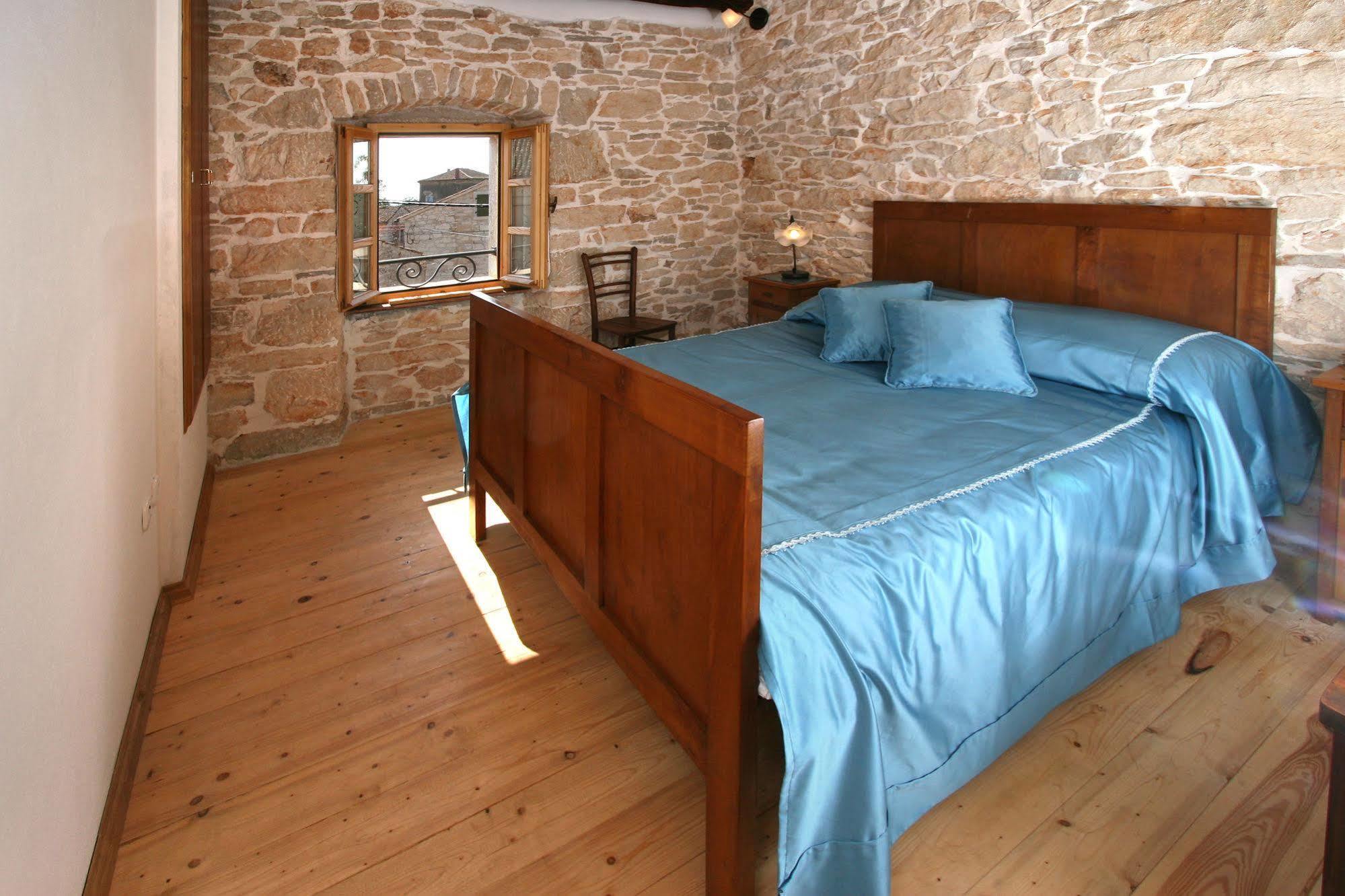 Kastel Kastelir Bed & Breakfast Ngoại thất bức ảnh